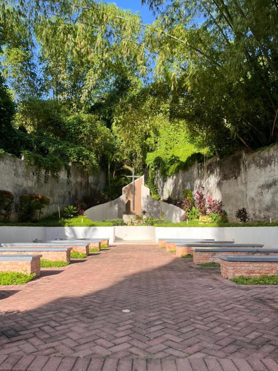 Aparthotel Summum Bonum Bliss - Lahug Cebú Exterior foto